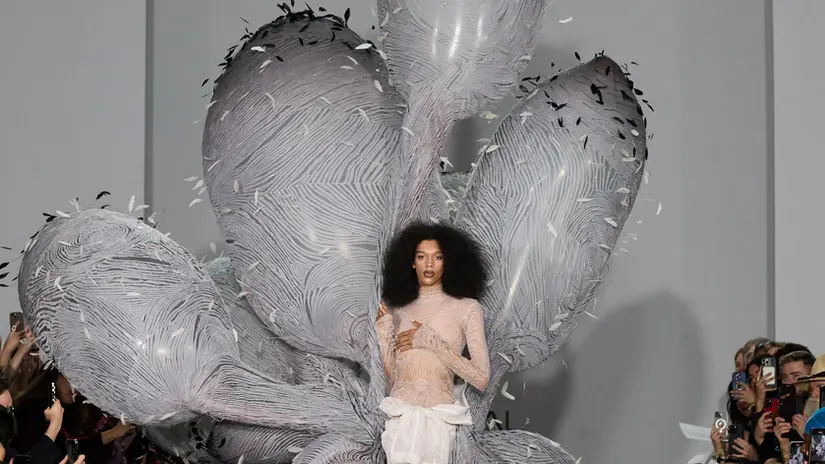 Central Saint Martins BA Fashion Show | L’Oréal Professionnel